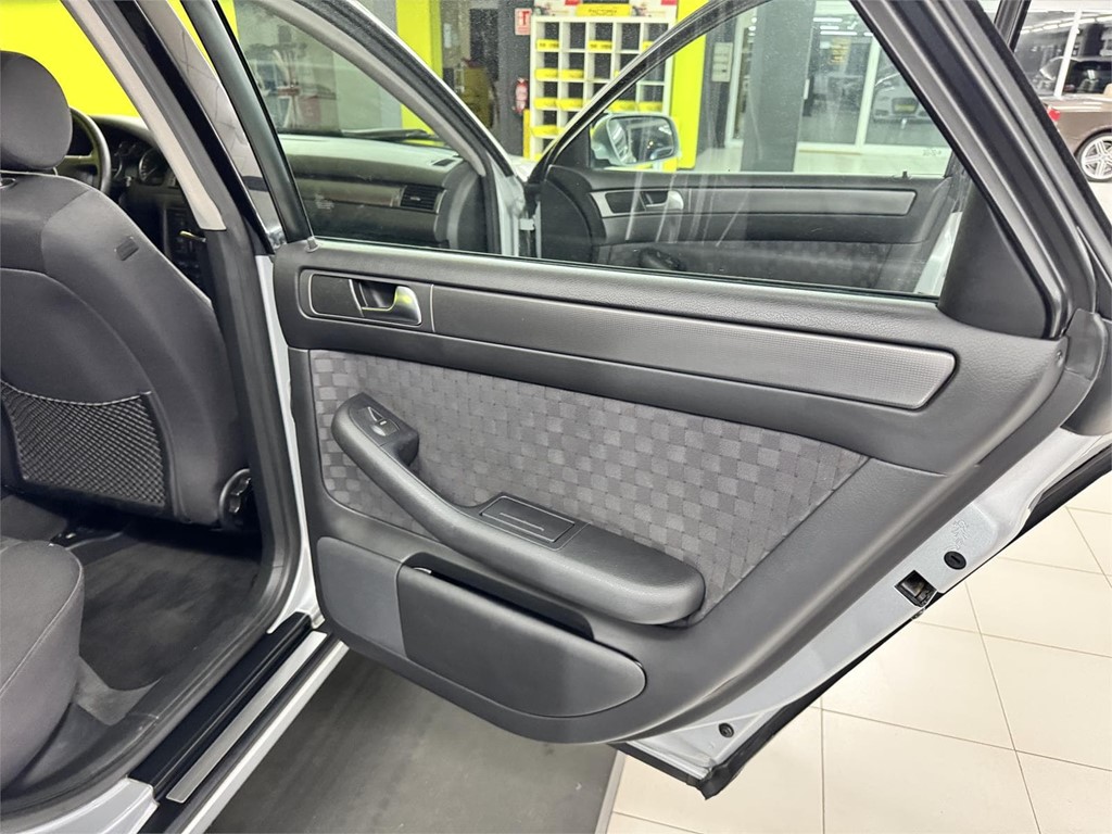 Foto 17 AUDI A6