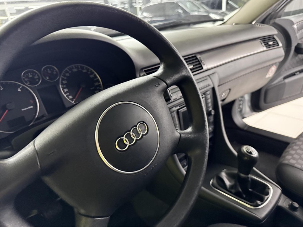 Foto 32 AUDI A6