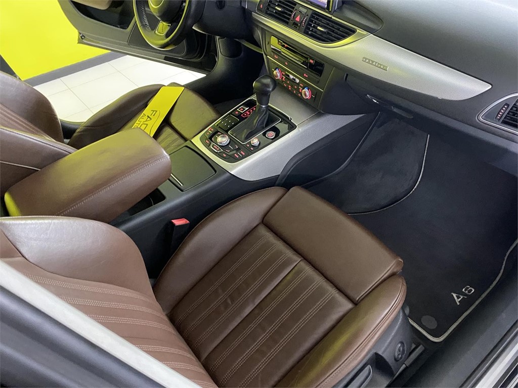 Foto 19 AUDI A6 