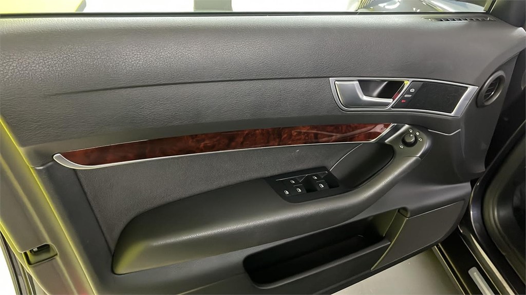 Foto 14 AUDI A6 