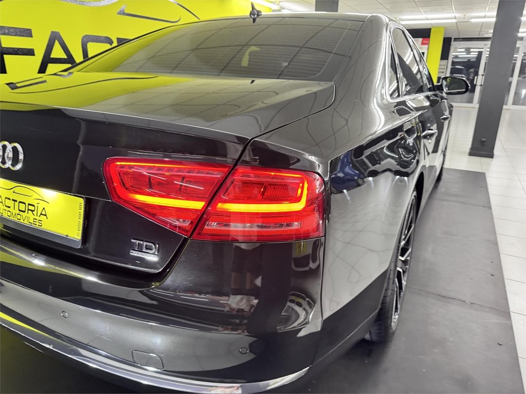 Foto 12 AUDI A8 