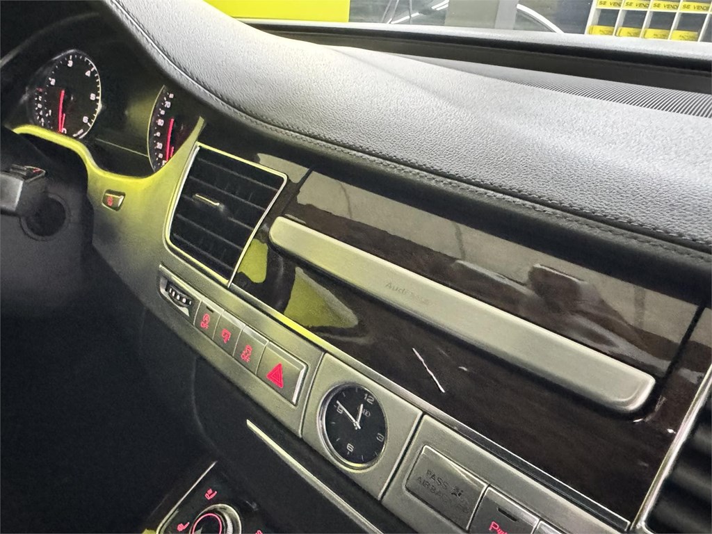 Foto 32 AUDI A8 