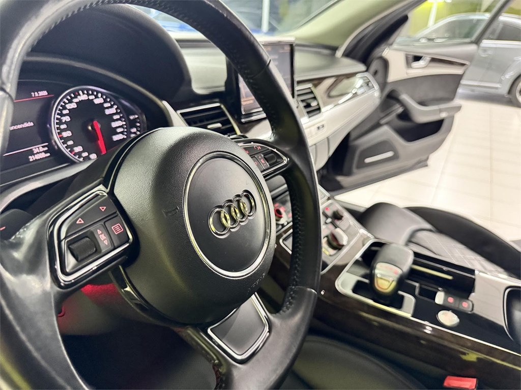 Foto 44 AUDI A8 