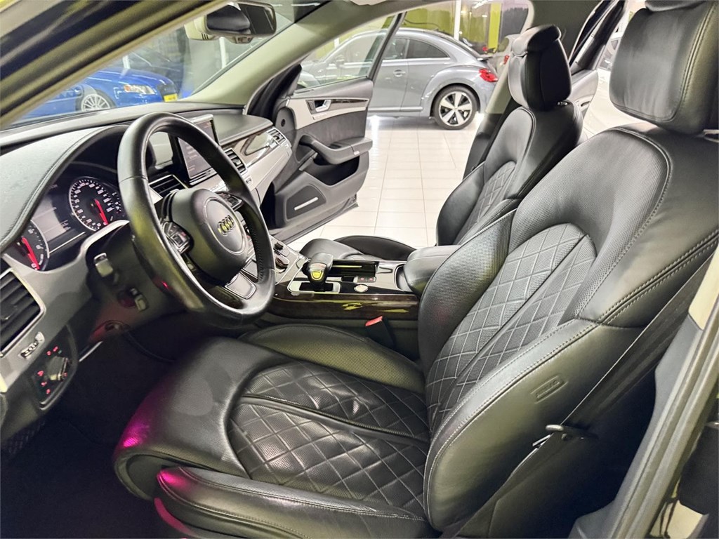Foto 45 AUDI A8 