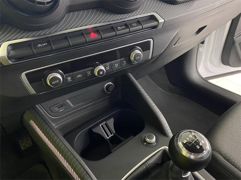 Foto 10 AUDI Q2