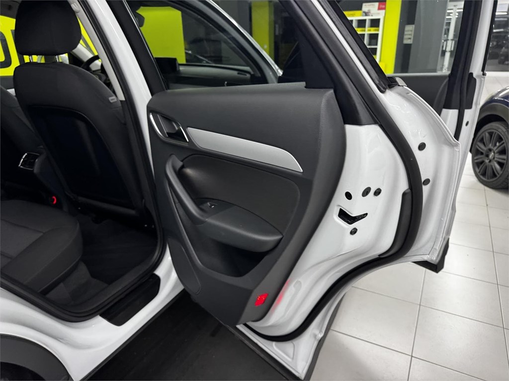Foto 41 AUDI Q3 2.0 TDI QUATTRO 