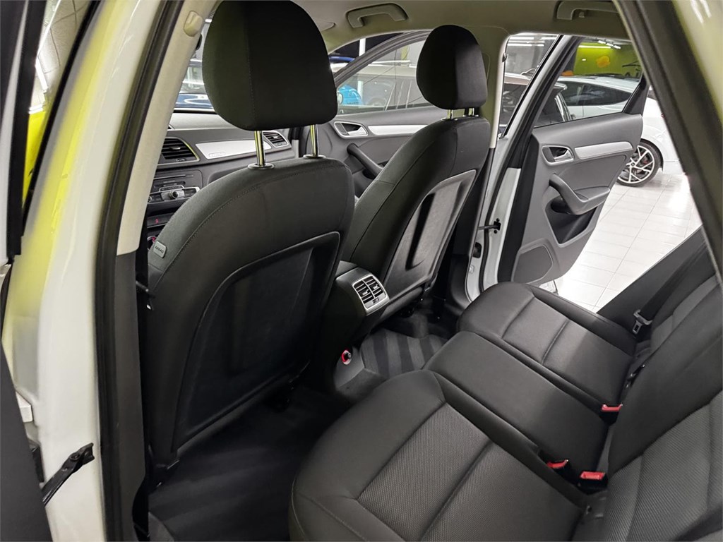 Foto 49 AUDI Q3 2.0 TDI QUATTRO 