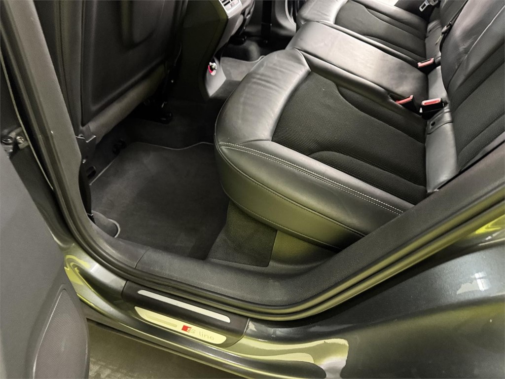 Foto 24 AUDI Q3