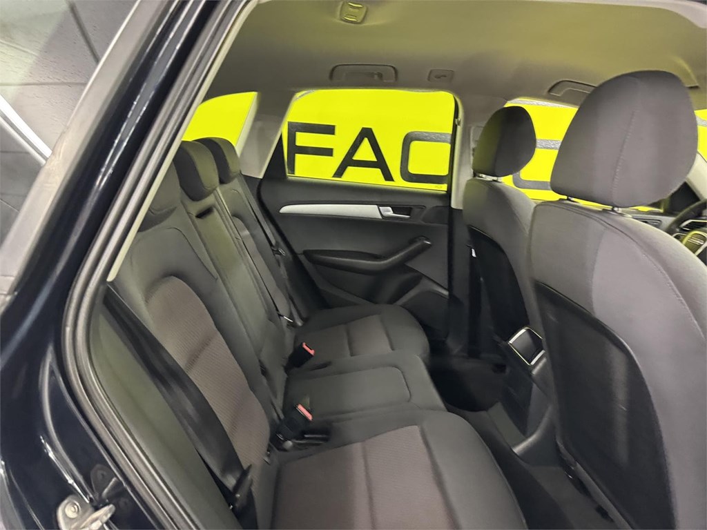 Foto 39 AUDI Q5 2.0 TDI 170cv QUATTRO 