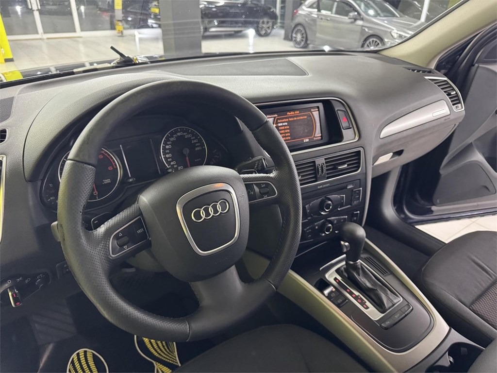 Foto 54 AUDI Q5 2.0 TDI 170cv QUATTRO 