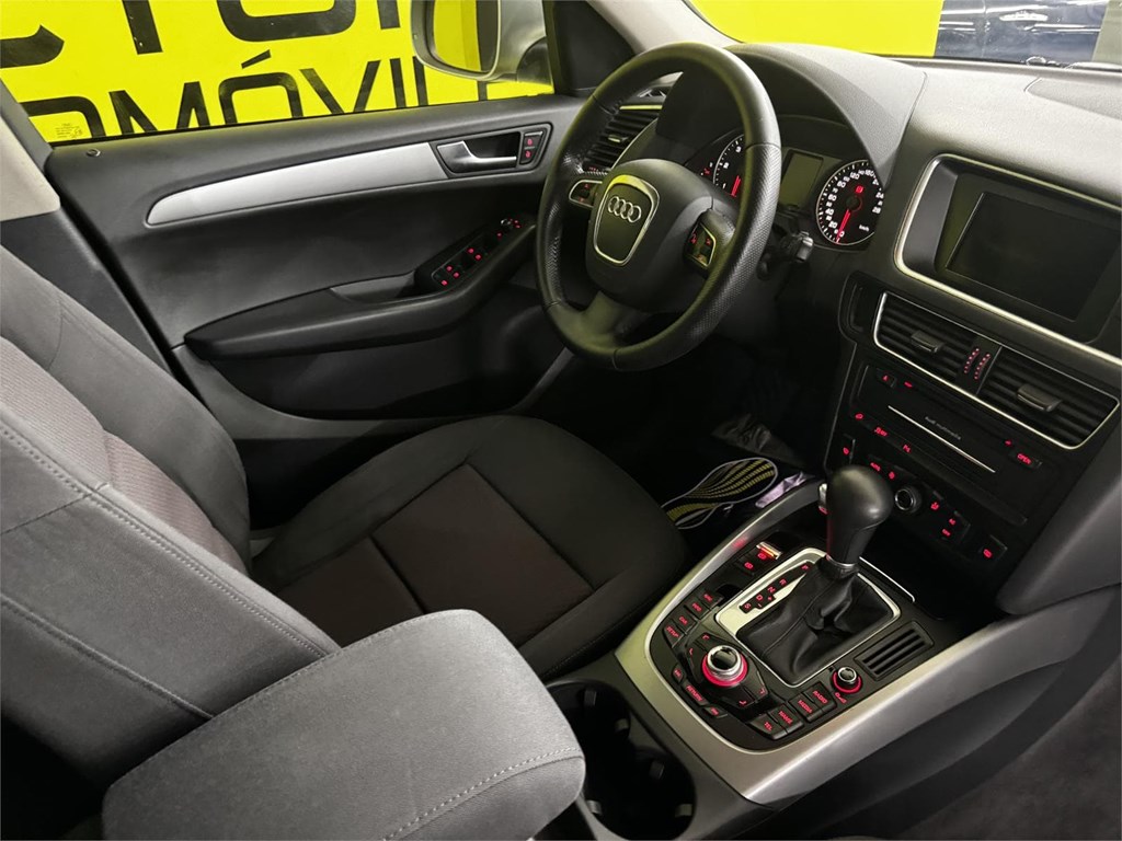 Foto 18 AUDI Q5 2.0 TDI 