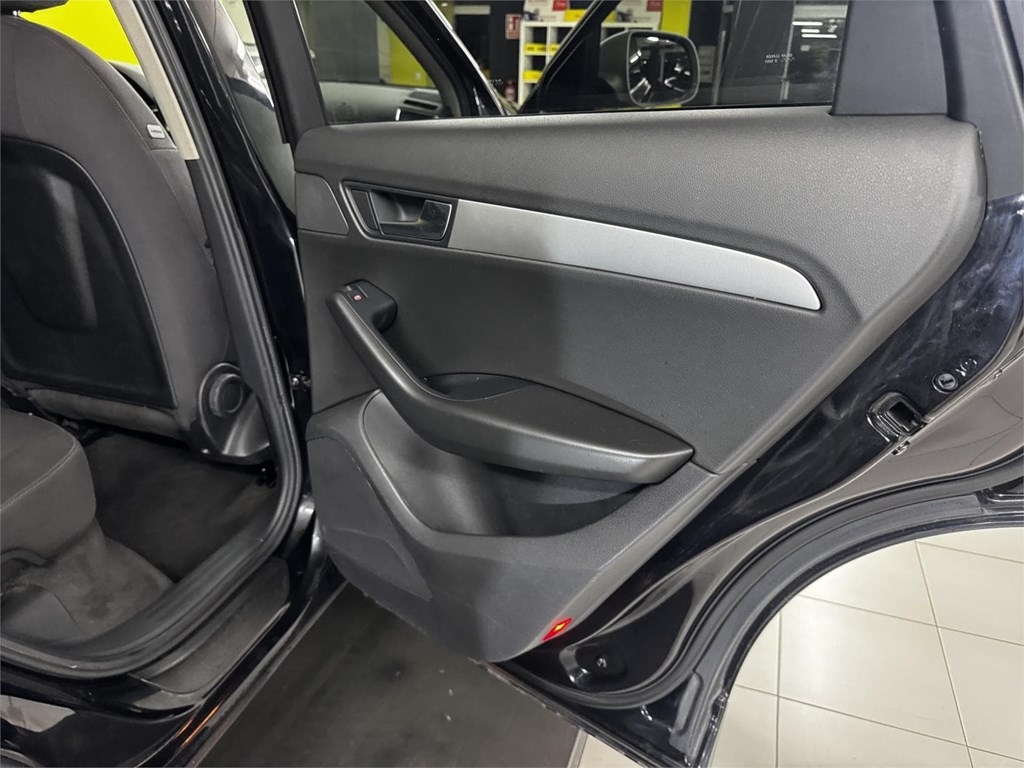 Foto 24 AUDI Q5 2.0 TDI 