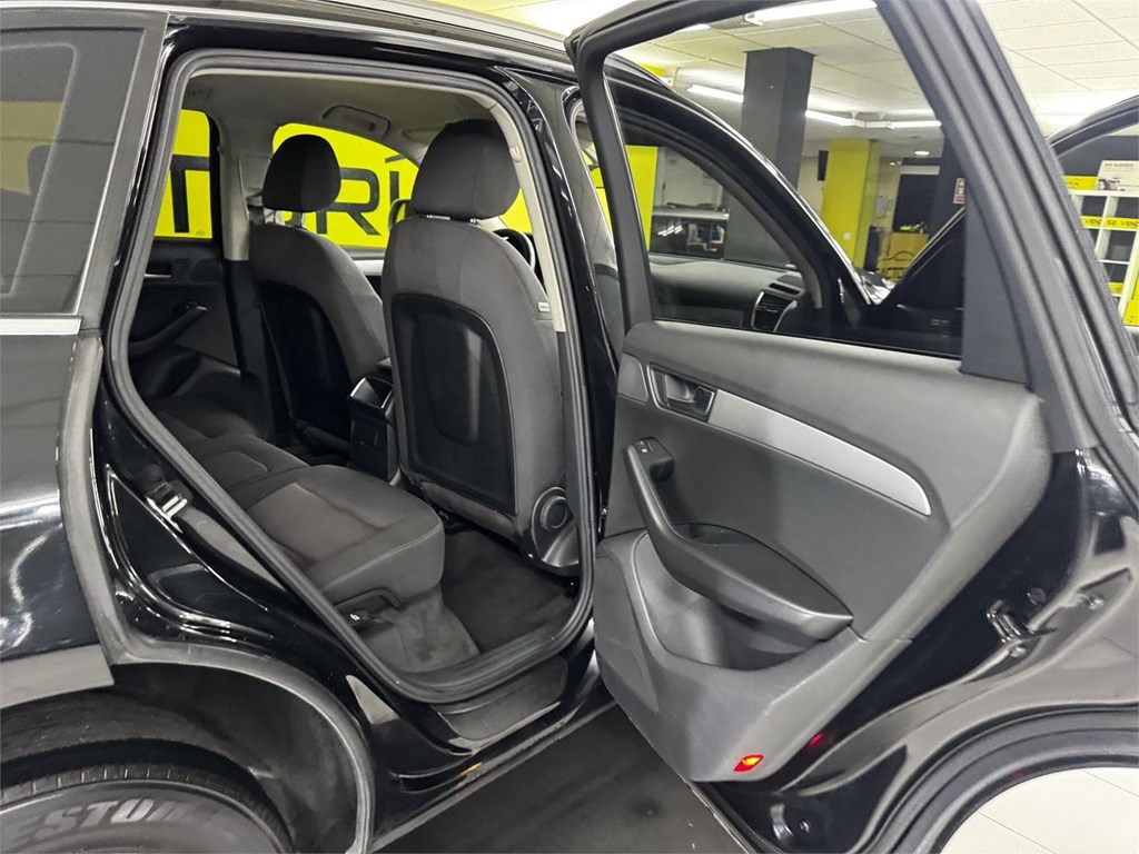 Foto 30 AUDI Q5 2.0 TDI 