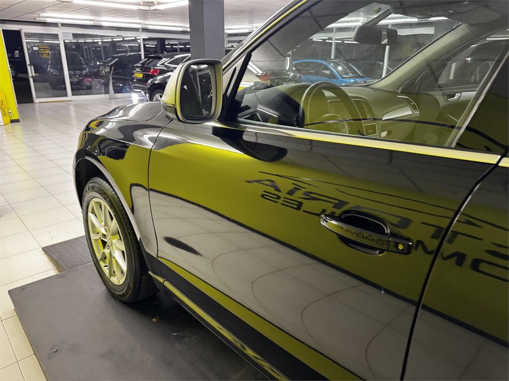 Foto 39 AUDI Q5 2.0 TDI 