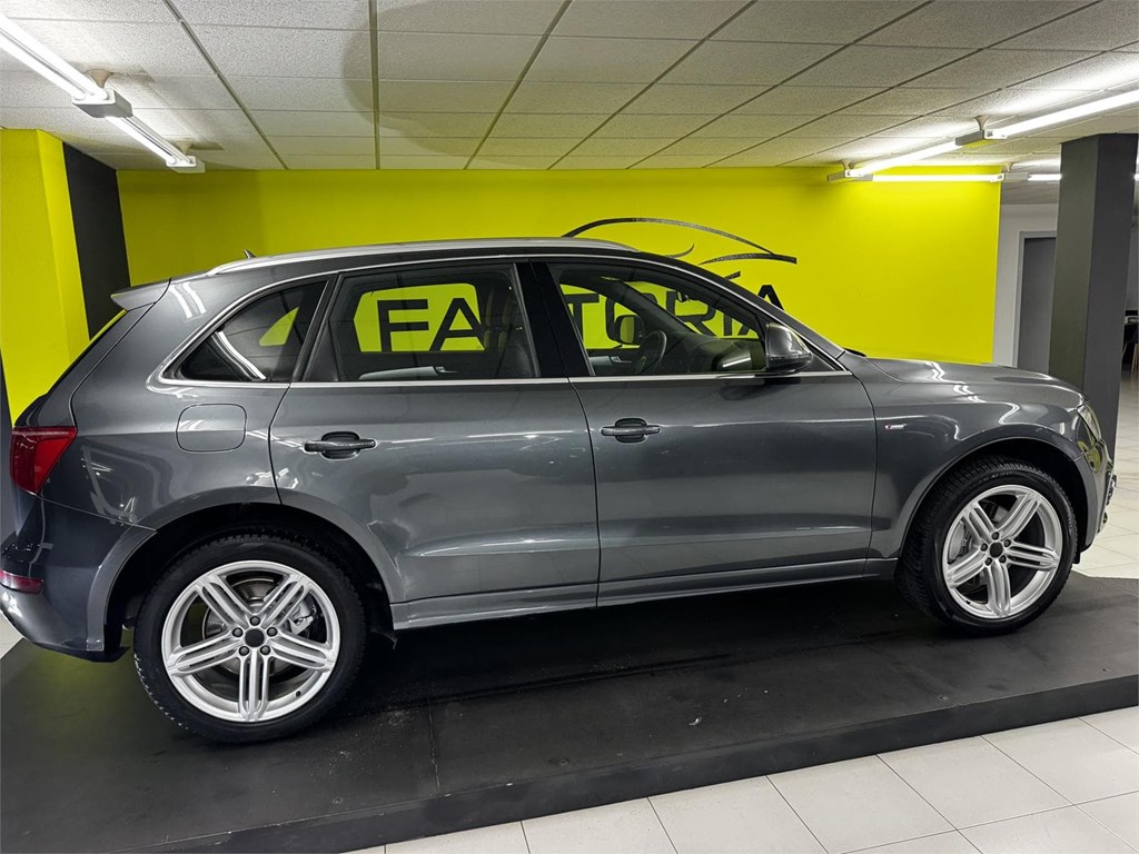 Foto 59 AUDI Q5 S-LINE 3.0 TDI