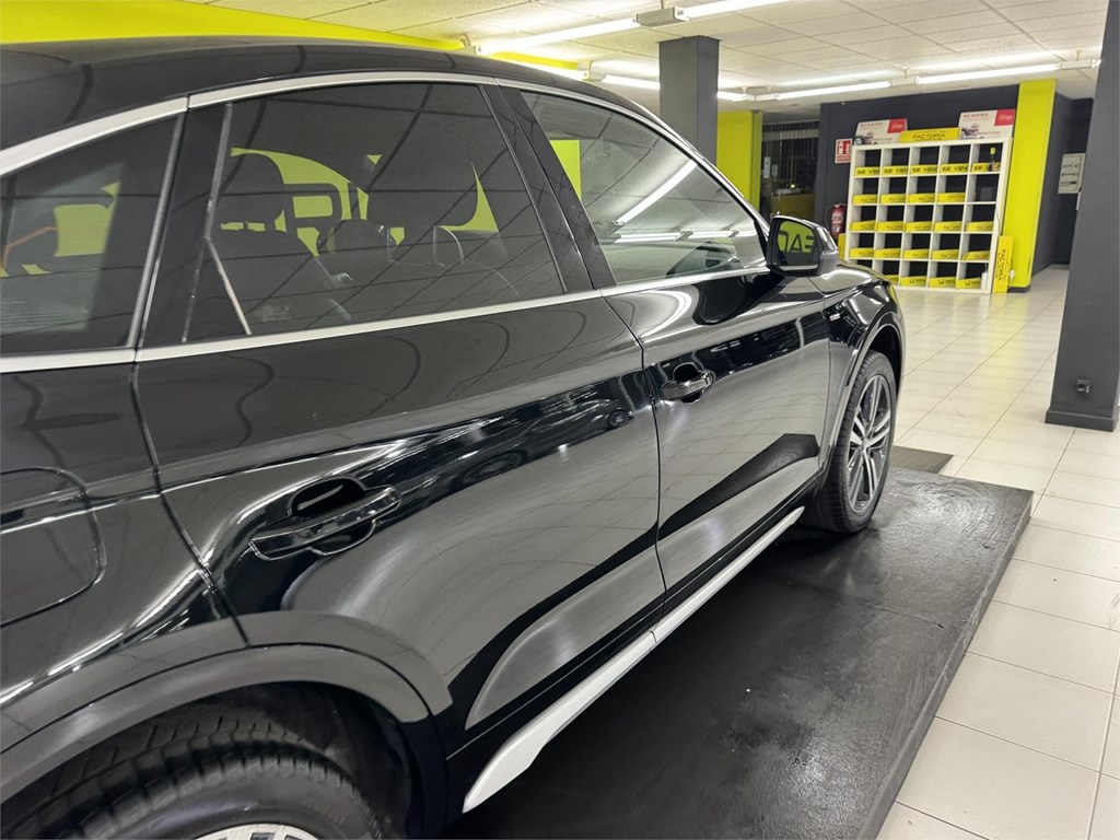 Foto 21 AUDI Q5 SPORTBACK 40TDI MHEV