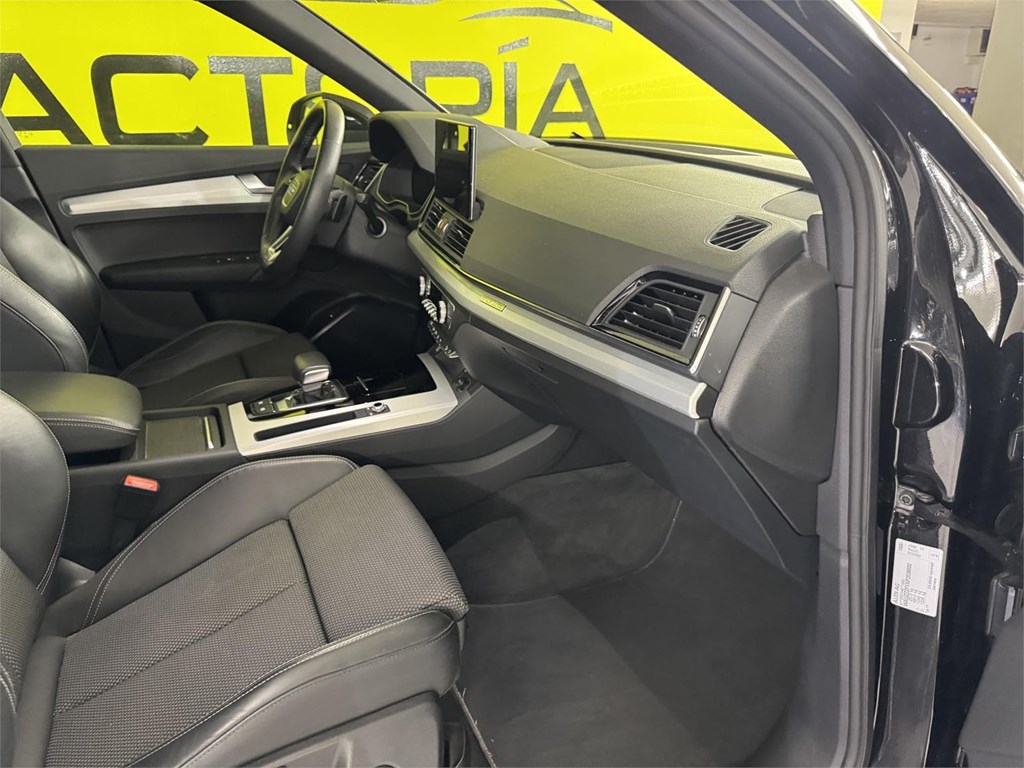Foto 23 AUDI Q5 SPORTBACK 40TDI MHEV