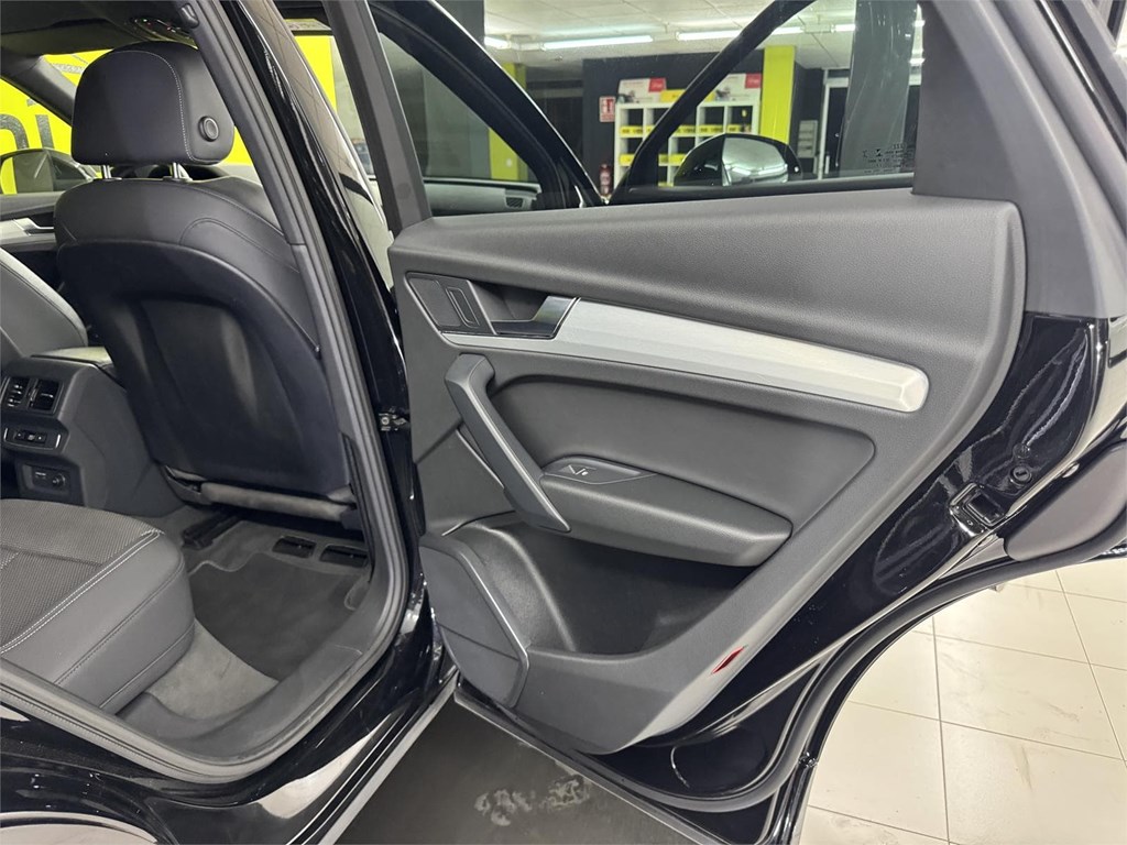 Foto 36 AUDI Q5 SPORTBACK 40TDI MHEV