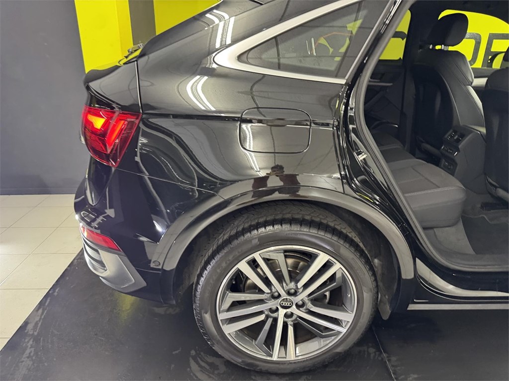 Foto 41 AUDI Q5 SPORTBACK 40TDI MHEV
