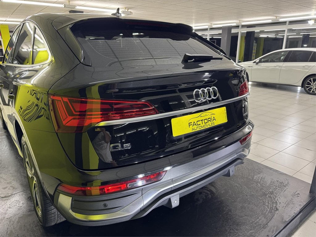 Foto 49 AUDI Q5 SPORTBACK 40TDI MHEV
