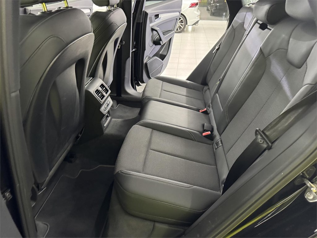 Foto 51 AUDI Q5 SPORTBACK 40TDI MHEV