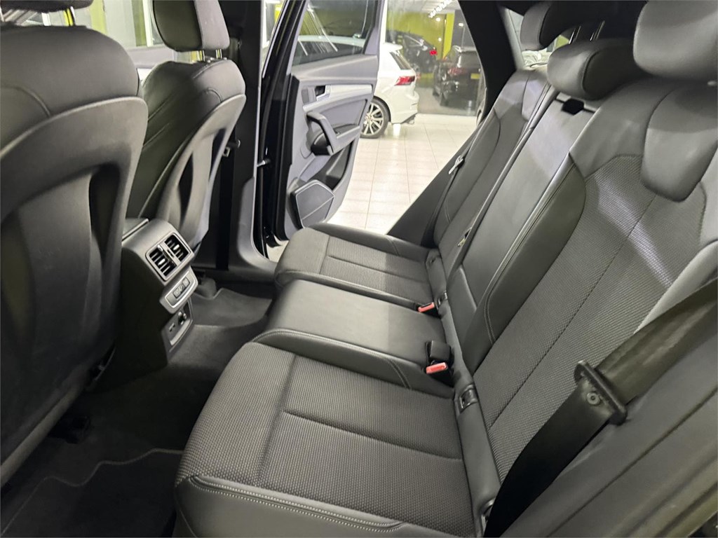 Foto 54 AUDI Q5 SPORTBACK 40TDI MHEV