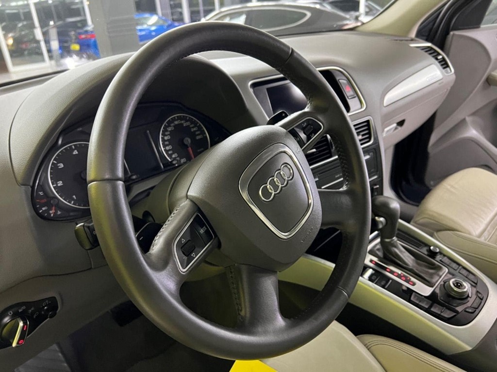 Foto 16 AUDI Q5