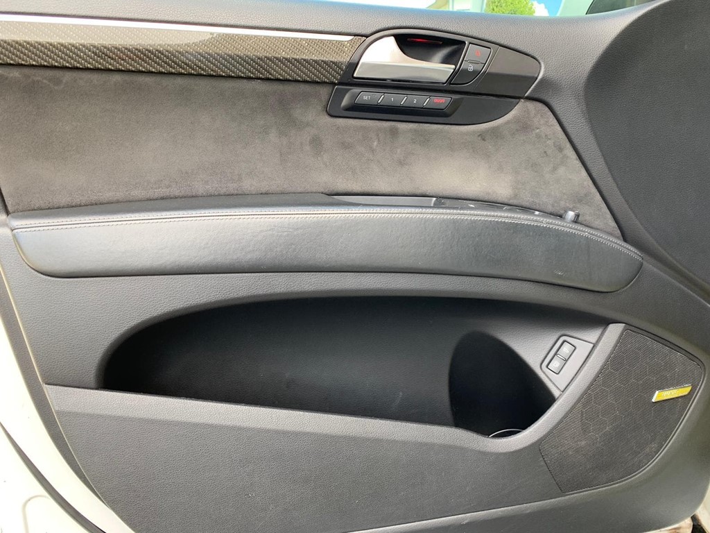 Foto 12 Audi Q7 4.2 tdi 