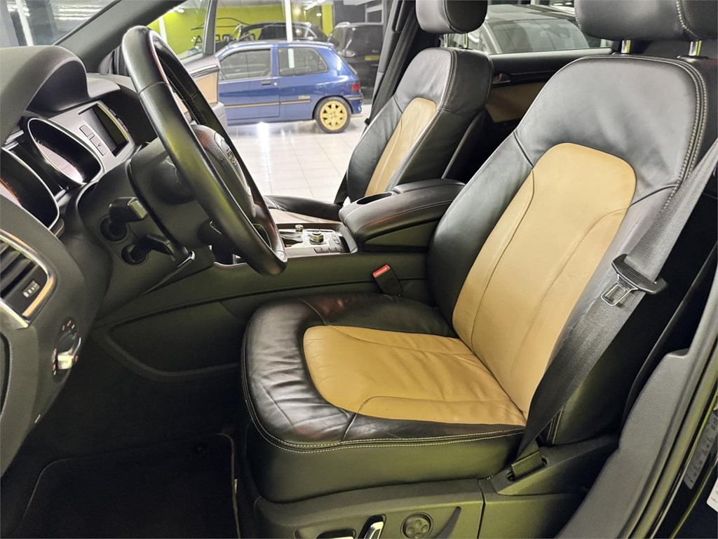 Foto 16 AUDI Q7