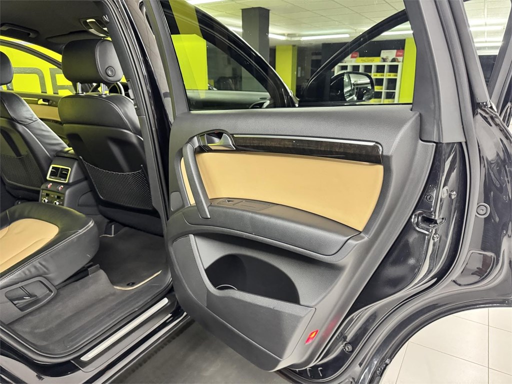 Foto 33 AUDI Q7