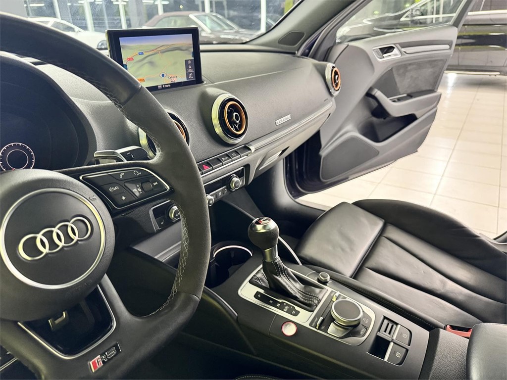 Foto 26 AUDI RS3