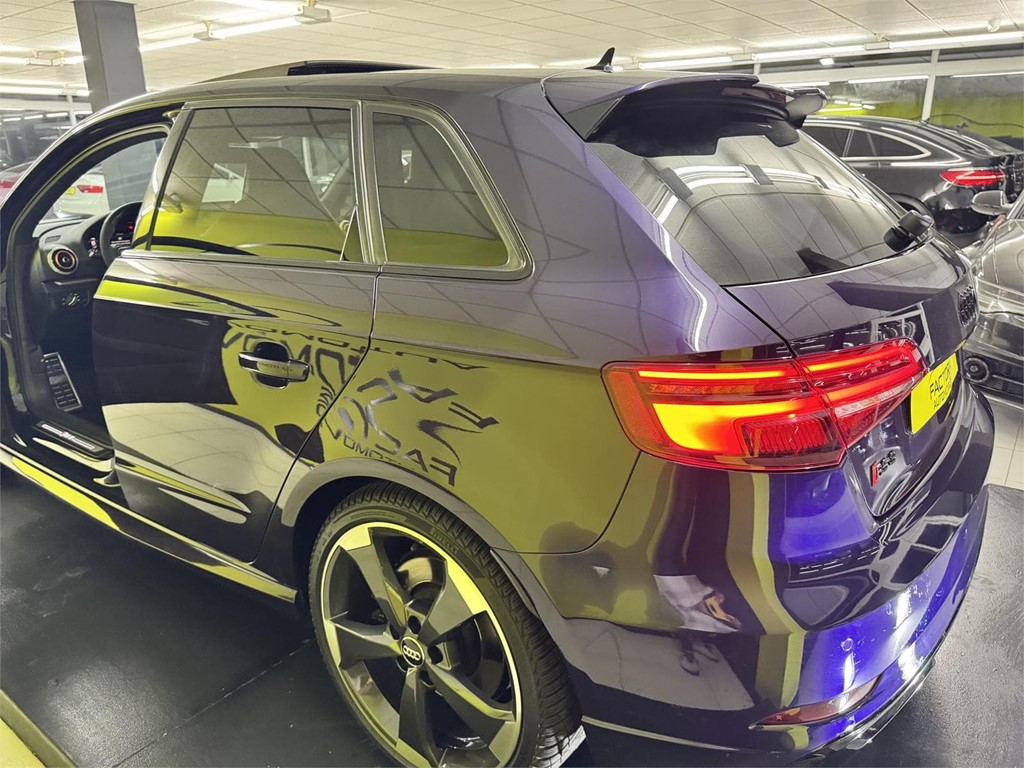 Foto 32 AUDI RS3