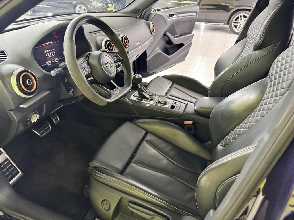 Foto 45 AUDI RS3