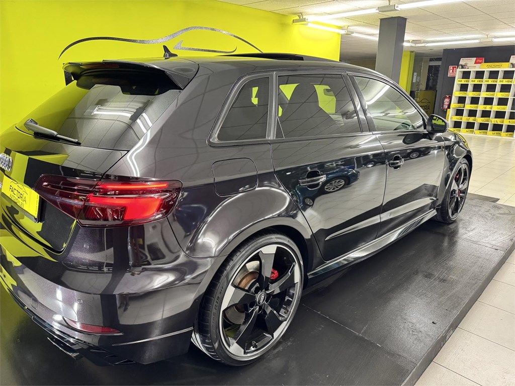 Foto 11 AUDI RS3 
