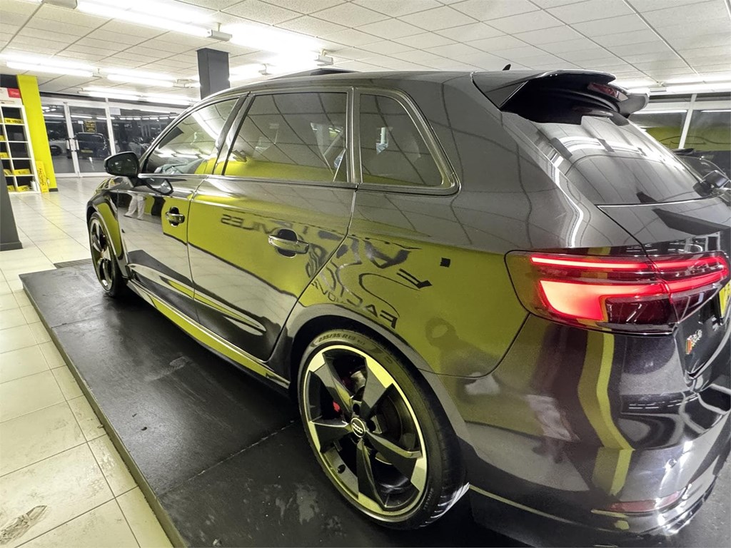 Foto 17 AUDI RS3 