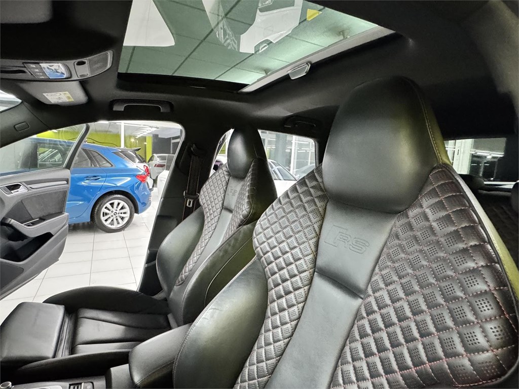Foto 25 AUDI RS3 