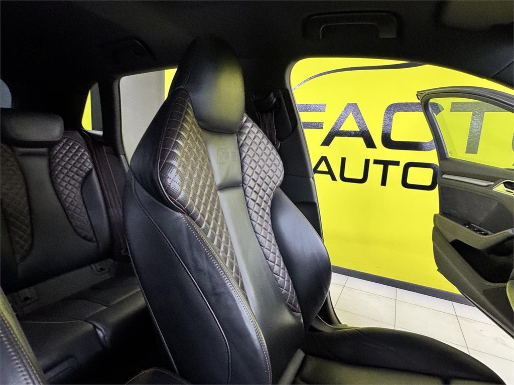 Foto 41 AUDI RS3 