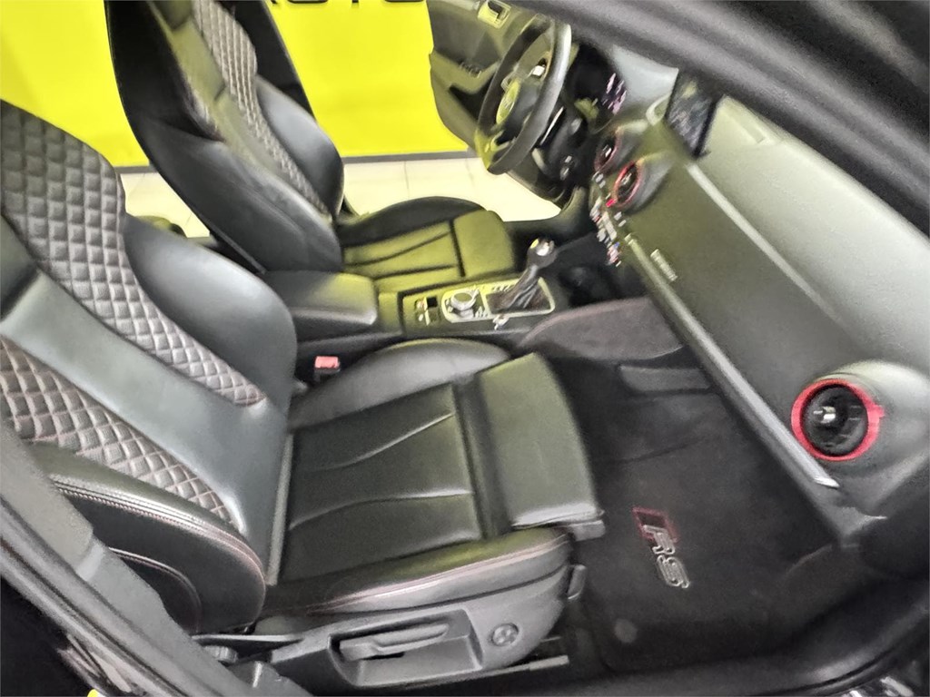 Foto 43 AUDI RS3 