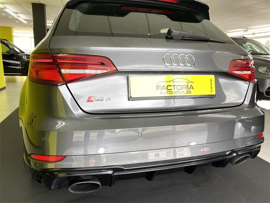Foto 17 AUDI RS3