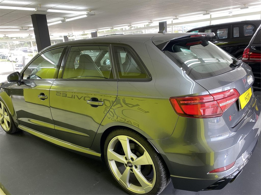 Foto 20 AUDI RS3