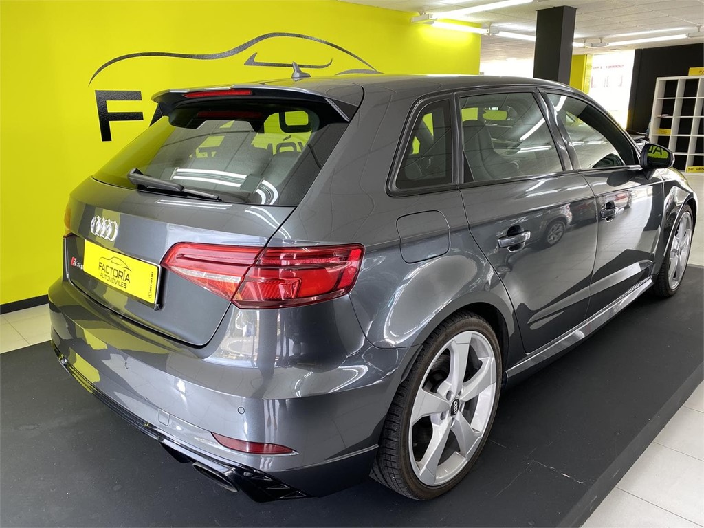 Foto 2 AUDI RS3