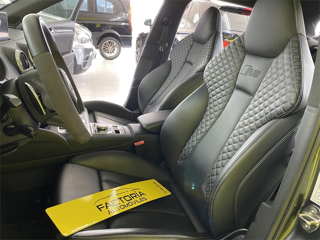 Foto 9 AUDI RS3