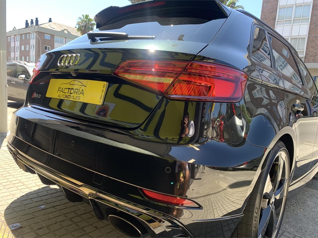 Foto 20 AUDI RS3 