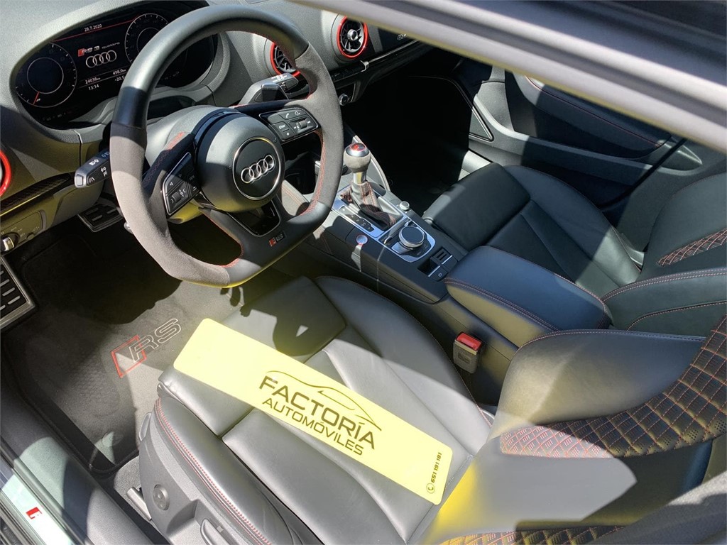 Foto 4 AUDI RS3 