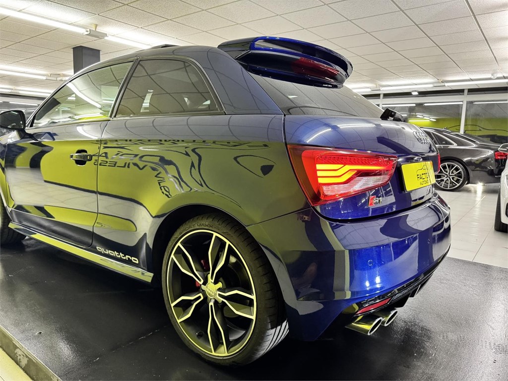 Foto 33 AUDI S1
