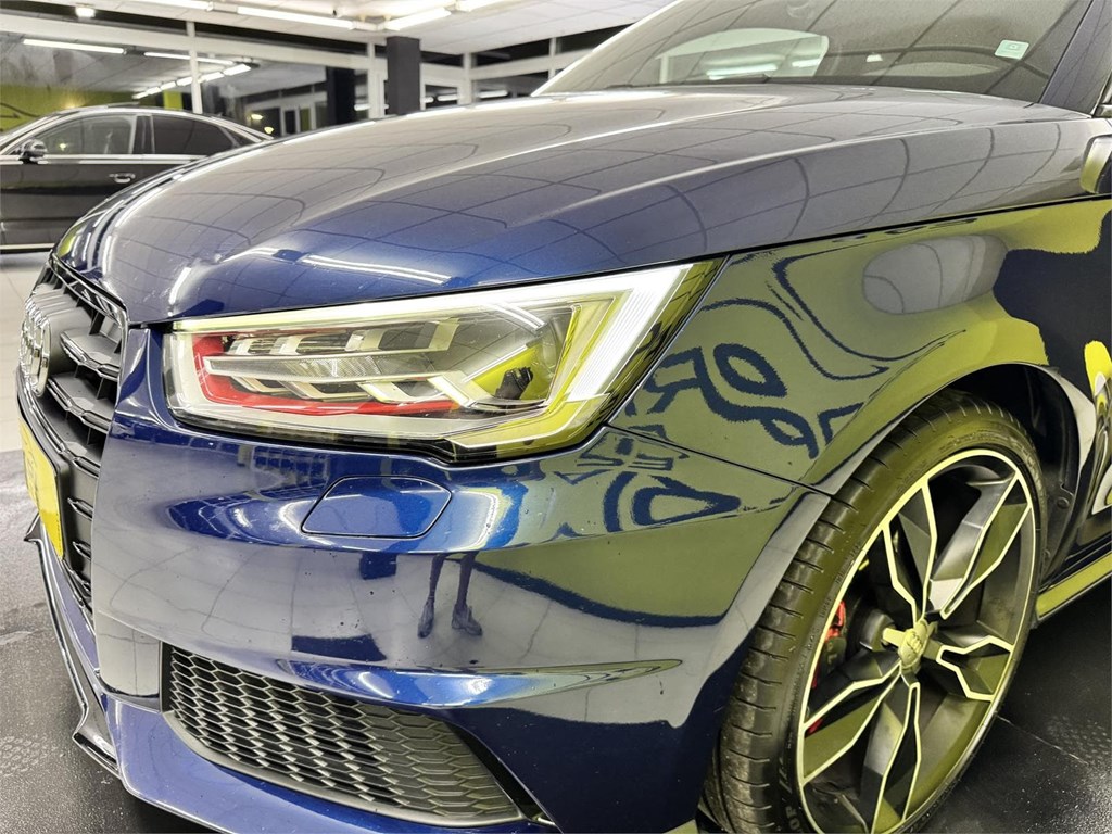 Foto 43 AUDI S1