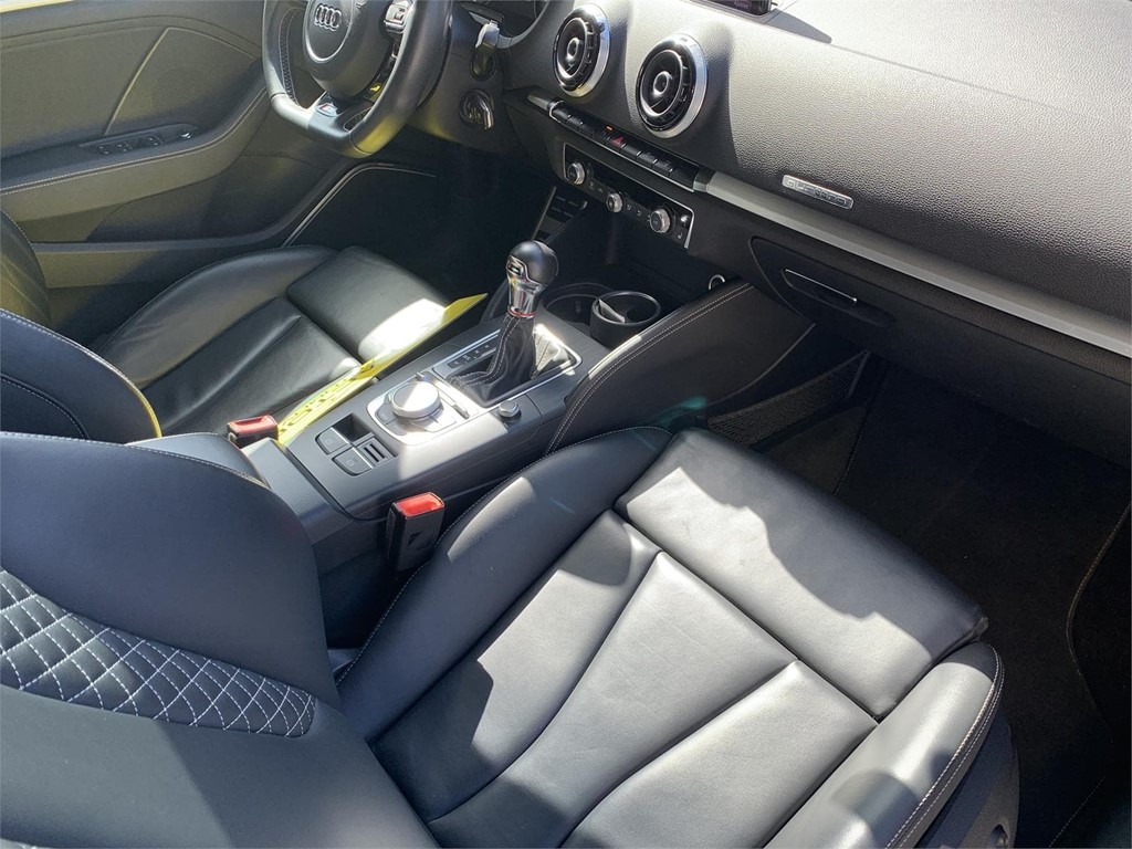 Foto 16 AUDI S3