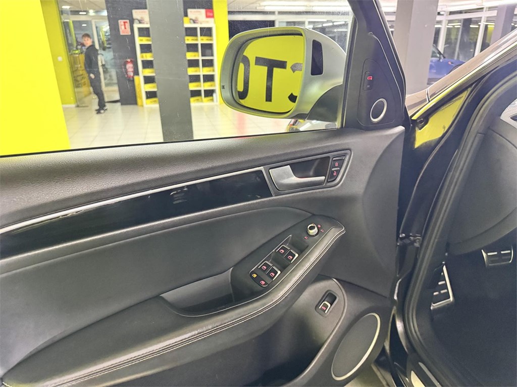 Foto 25 AUDI SQ5 