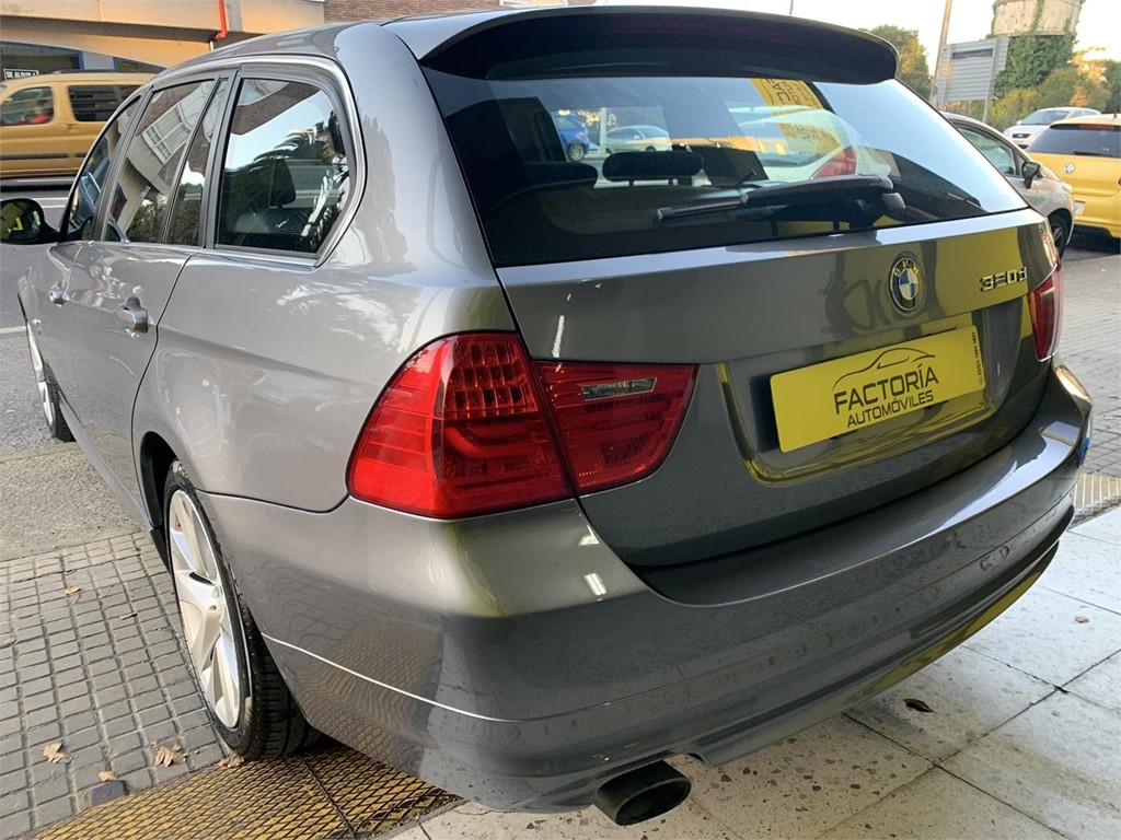 Foto 18 BMW 320 XDRIVE TOURING
