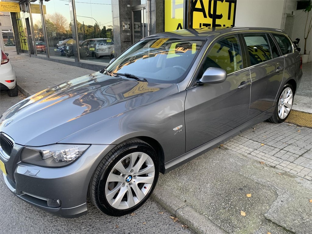Foto 2 BMW 320 XDRIVE TOURING